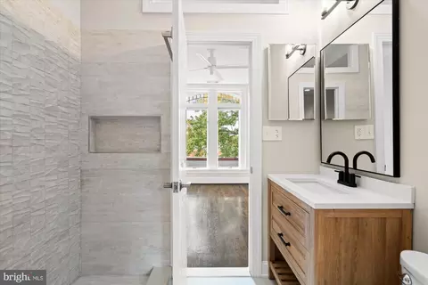 Bath - 1209 S Street St NW, Washington, DC 20009 photo 7 of 8