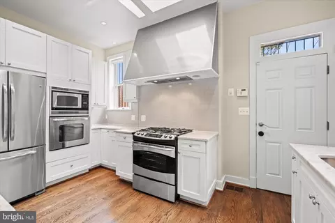 Kitchen - 1209 S Street St NW, Washington, DC 20009 photo 5 of 7