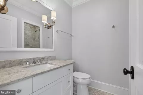 Bath - 2107 Foxhall Rd NW, Washington, DC 20007 photo 2 of 3