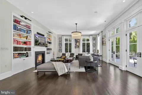 Living - 2107 Foxhall Rd NW, Washington, DC 20007 photo 3 of 6