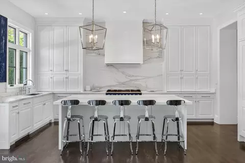 Kitchen - 2107 Foxhall Rd NW, Washington, DC 20007 photo 2 of 5
