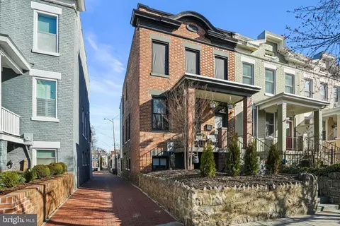 1410 C St NE, Washington, DC 20002 photo 1