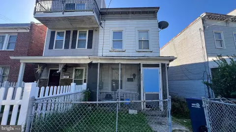 2005 Fairlawn Ave SE, Washington, DC 20020