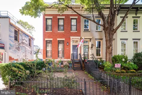 912 P St NW, Washington, DC 20001