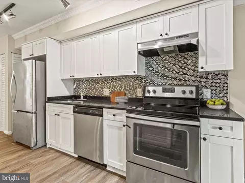 Kitchen - 1260 16th St NE, Washington, DC 20002 photo 1 of 1