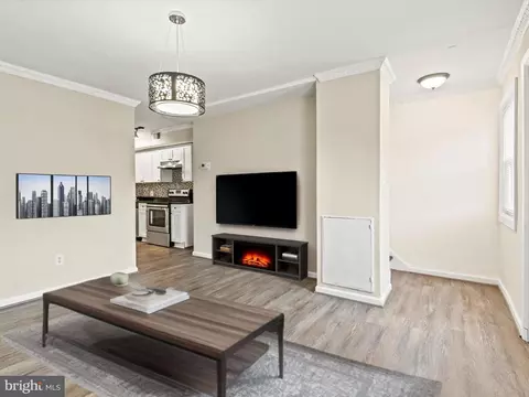 Living - 1260 16th St NE, Washington, DC 20002 photo 2 of 3