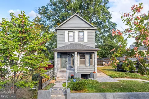 2515 17th St NE, Washington, DC 20018