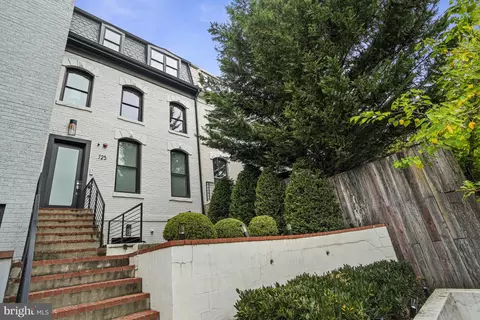 725 Euclid St NW #1, Washington, DC 20001