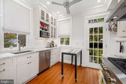 Kitchen - 2908 R St NW, Washington, DC 20007 photo 1 of 1
