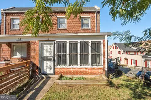 46 Burns St NE, Washington, DC 20019