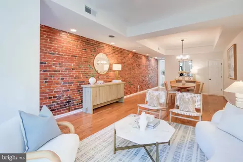 Living - 819 11th St NE, Washington, DC 20002 photo 1 of 1