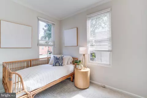 Bedroom - 819 11th St NE, Washington, DC 20002 photo 3 of 3