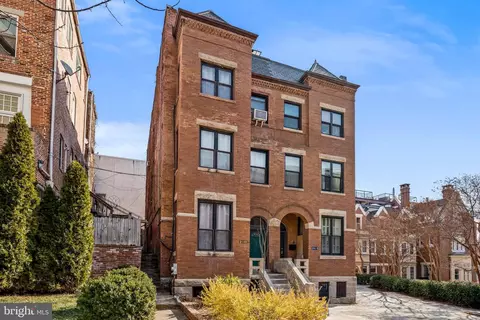 Exterior - 2017 19th St NW, Washington, DC 20009 photo 2 of 3