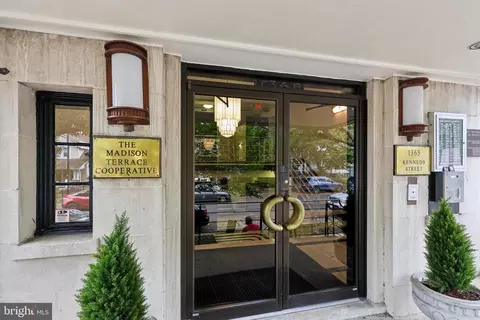1365 Kennedy St NW #209, Washington, DC 20011