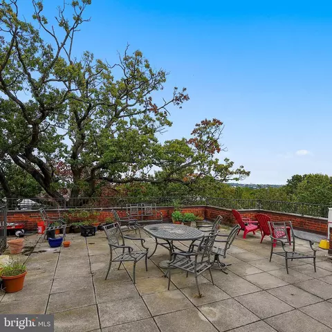 1365 Kennedy St NW #209, Washington, DC 20011