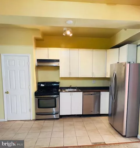 1121 K St NE, Washington, DC 20002 photo 9