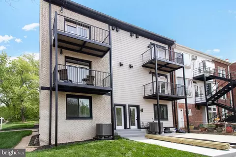 Exterior - 2524 41st St NW #1, Washington, DC 20007 photo 3 of 3