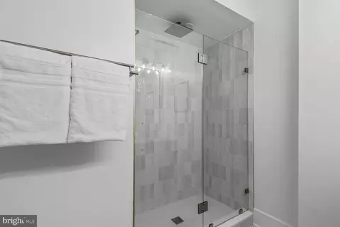 Bath - 2524 41st St NW #1, Washington, DC 20007 photo 3 of 4