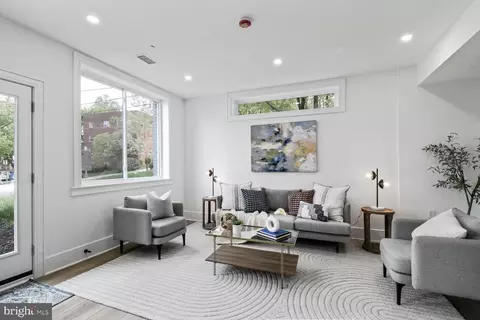 2524 41st St NW #1, Washington, DC 20007