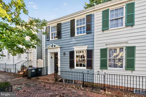 1511 34th St NW, Washington, DC 20007