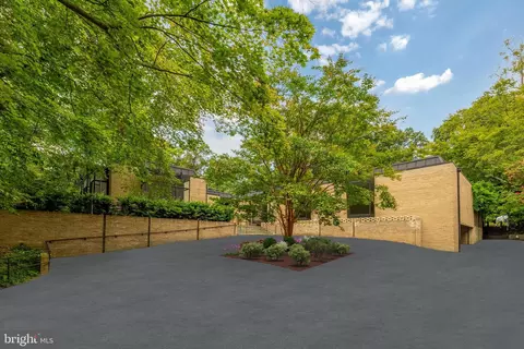 3003 Audubon Ter NW, Washington, DC 20008