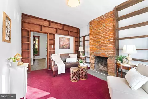 309 4th St NE, Washington, DC 20002 photo 4