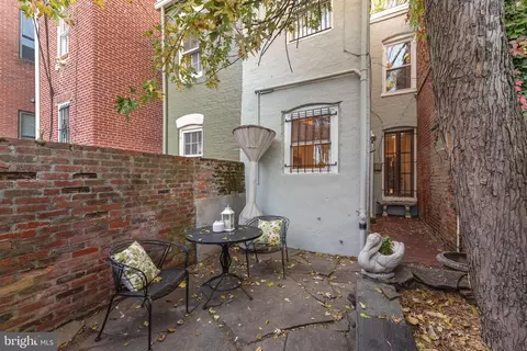 309 4th St NE, Washington, DC 20002 photo 23