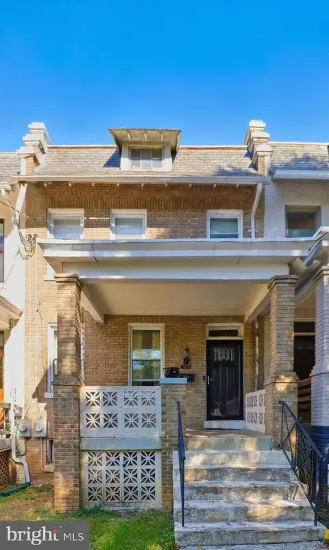 303 Webster St NW, Washington, DC 20011
