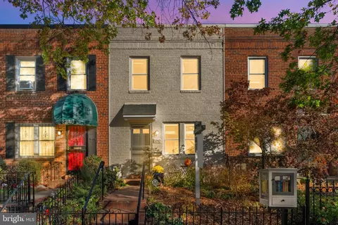 3342 Clay Pl NE, Washington, DC 20019