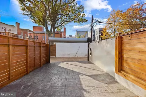 910 8th St NE, Washington, DC 20002 photo 48