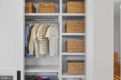 910 8th St NE, Washington, DC 20002 photo 20