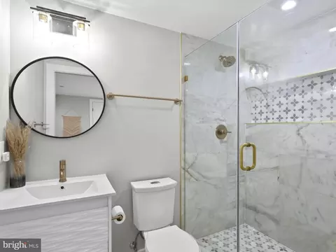 910 8th St NE, Washington, DC 20002 photo 41