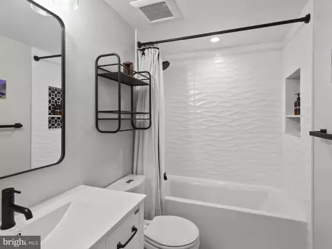 910 8th St NE, Washington, DC 20002 photo 44