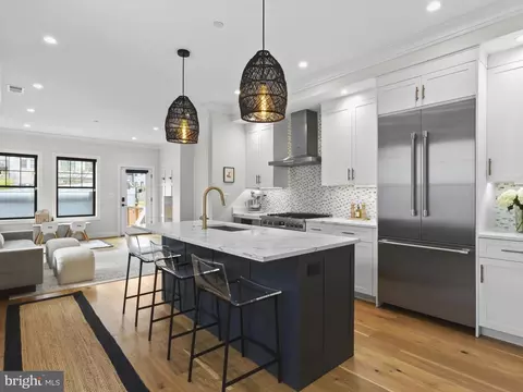 910 8th St NE, Washington, DC 20002 photo 10