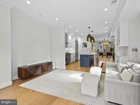 910 8th St NE, Washington, DC 20002 photo 14