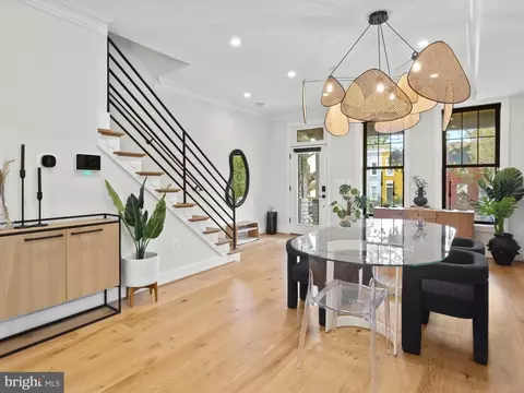 910 8th St NE, Washington, DC 20002 photo 6