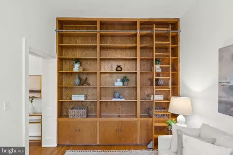 3039 Macomb St NW #35, Washington, DC 20008 photo 11