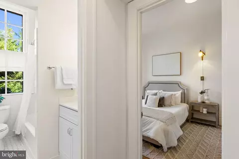 3039 Macomb St NW #35, Washington, DC 20008 photo 25