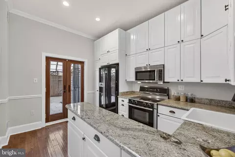 1218 G St SE, Washington, DC 20003 photo 14