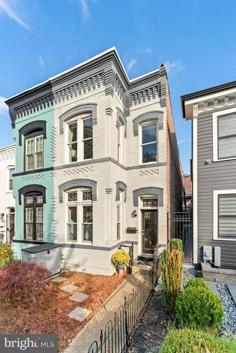 1218 G St SE, Washington, DC 20003 photo 2