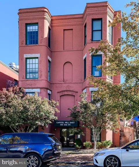 333 2nd St NE #206, Washington, DC 20002