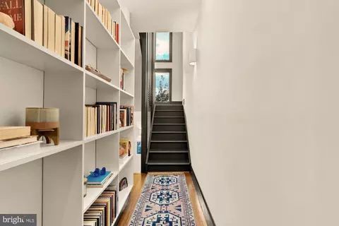 Entry Way - 951 14th St SE, Washington, DC 20003 photo 4 of 6