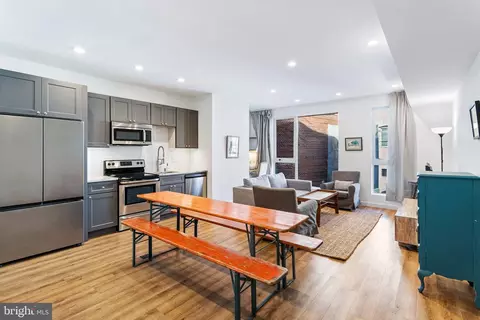 2465 18th St NW #2, Washington, DC 20009