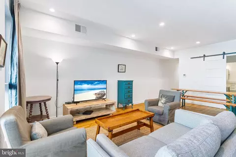 2465 18th St NW #2, Washington, DC 20009 photo 5