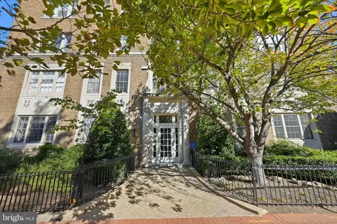 1621 T St NW #206, Washington, DC 20009