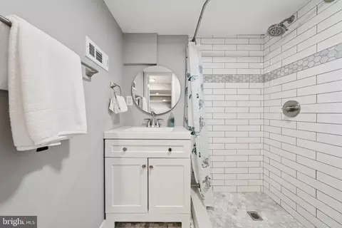 Bath - 2116 R St NE, Washington, DC 20002 photo 5 of 5