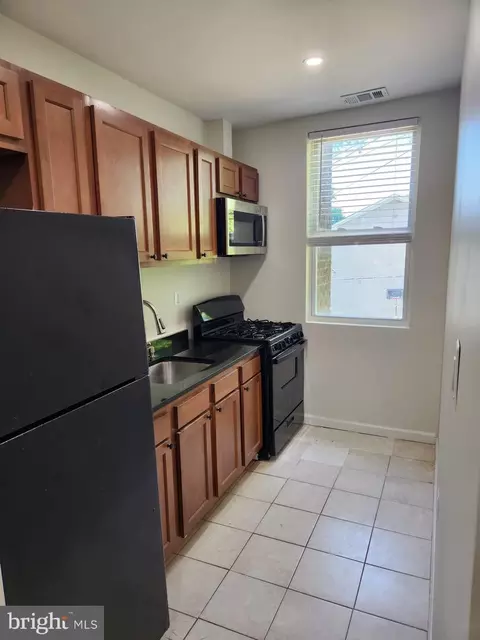 4234 Edson Pl NE #3, Washington, DC 20019