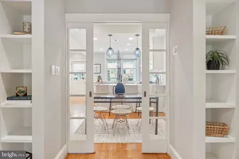 222 Longfellow St NW, Washington, DC 20011