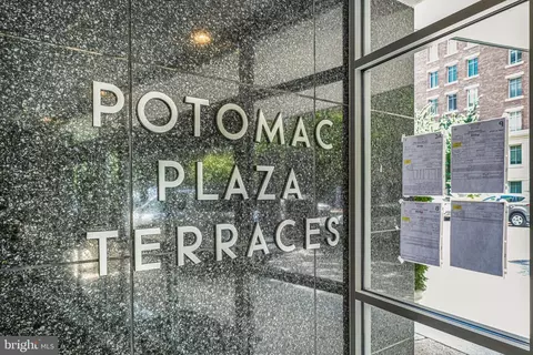 730 24th St NW #612, Washington, DC 20037