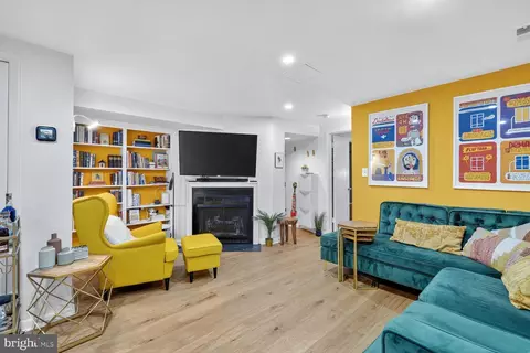 2012 O St NW #12, Washington, DC 20036